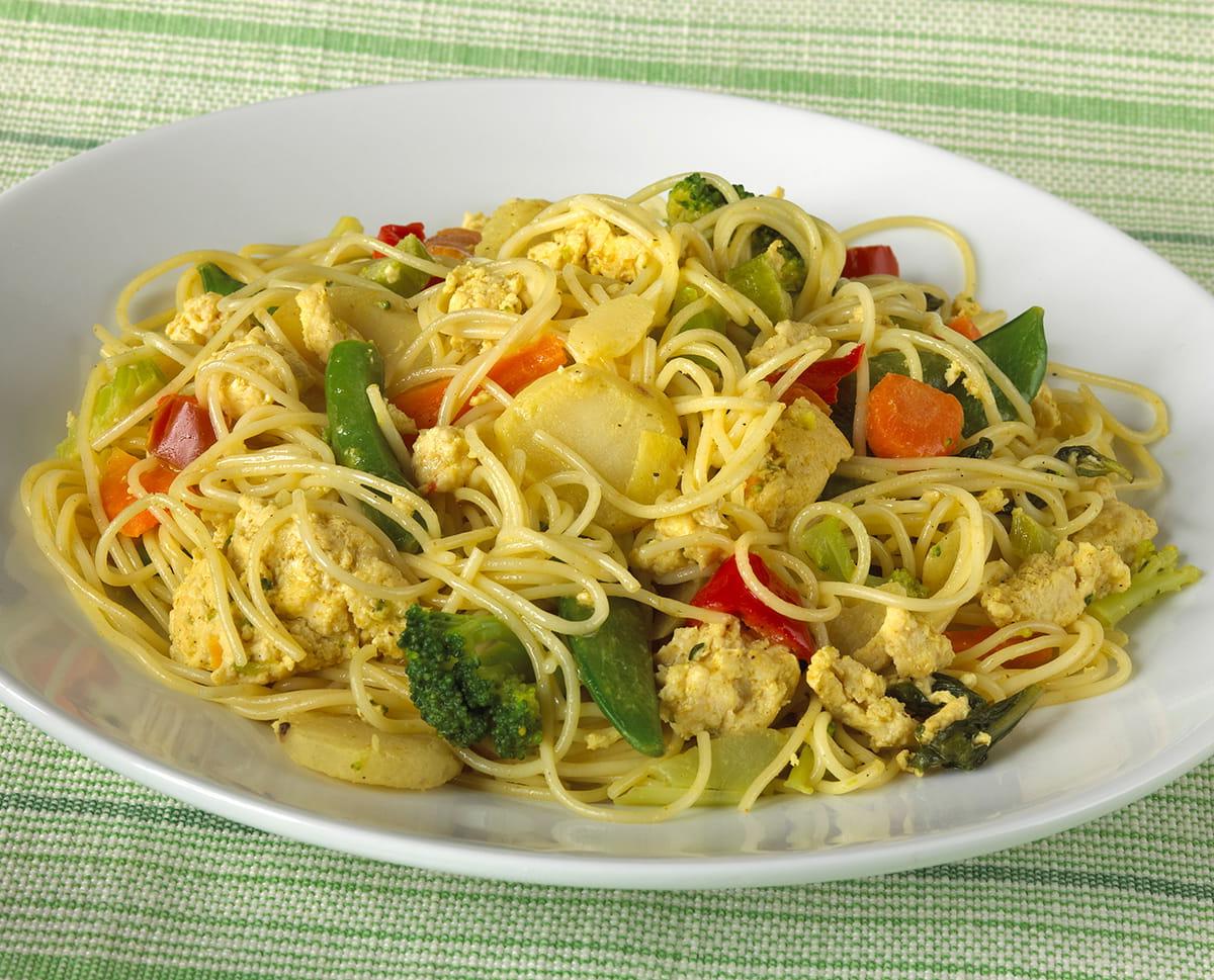 Chicken Curry Skillet with Stir-Fry Veggies and Noodles